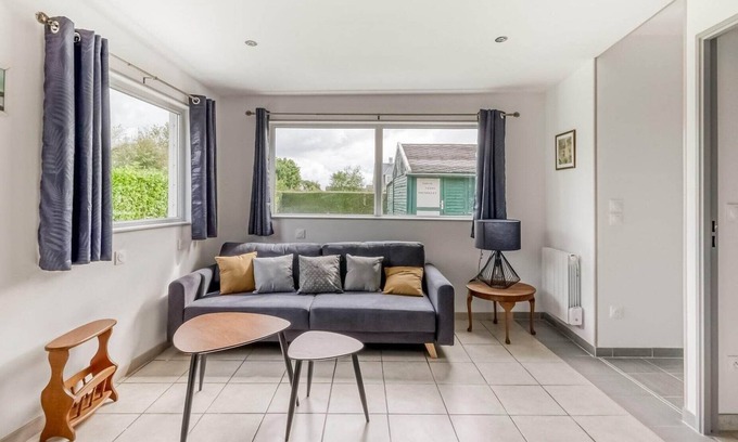 Tracy-sur-Mer House | Bronte’s Coastal Retreat