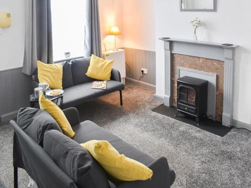 York House | Brookshaw Cottage