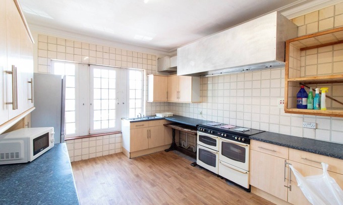 Portswood House | Brookvale Guest House Room 12
