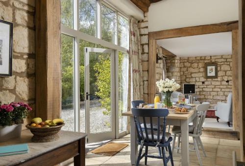 Broadway House | Buckland Wood Barn