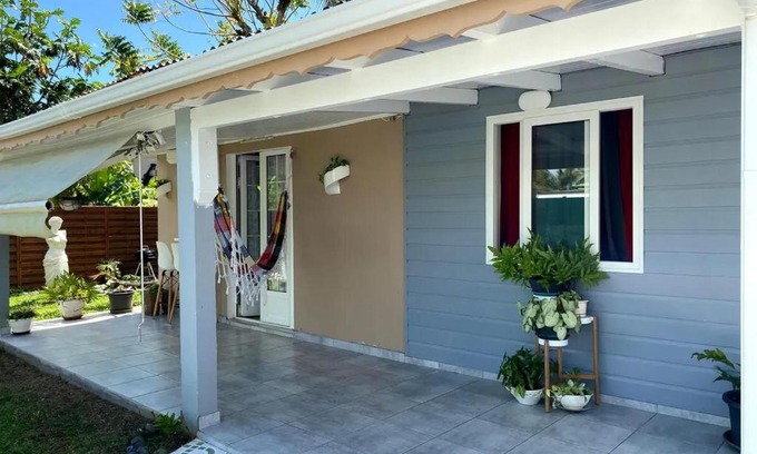 Morne Rouge House | Bungalow confortable à Sainte-Rose avec jardin privé 222