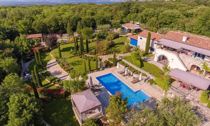 Sveti Ivan Dobrinjski House | Bungalow with private pool