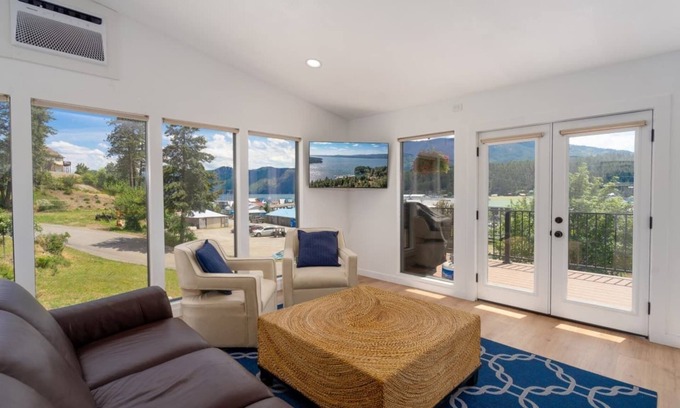 Bayview House | Bungalow Top Floor Only