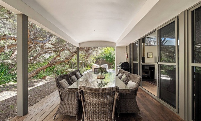 Naturaliste House | Bunker Bayhouse Your Ideal Escape by the Beach