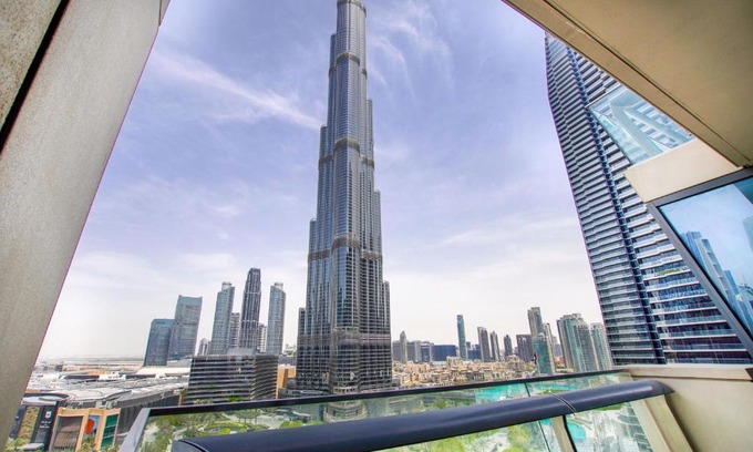 Downtown Dubai Apartment | Burj Vista 08 3BR Burj & Fountain View