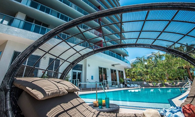 Hallandale Beach Apartment | Bwalk Resort Rentals