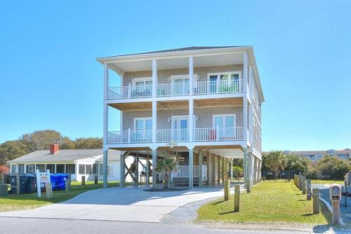 Yaupon Beach House | C-side Place