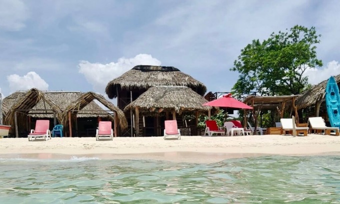 Bocachica Cabin | C1-r Room Type Cabin In Baru