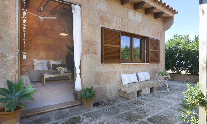 Es Llombards Apartment | Ca Na Martina. Countryside House In Llombards,