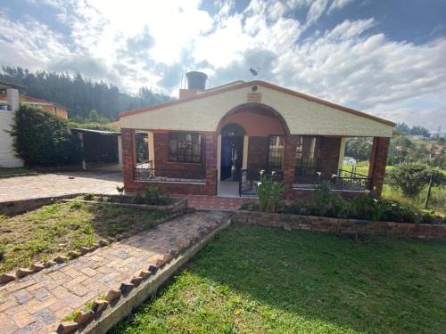 Paipa House | Cabañas Villa del Dorado