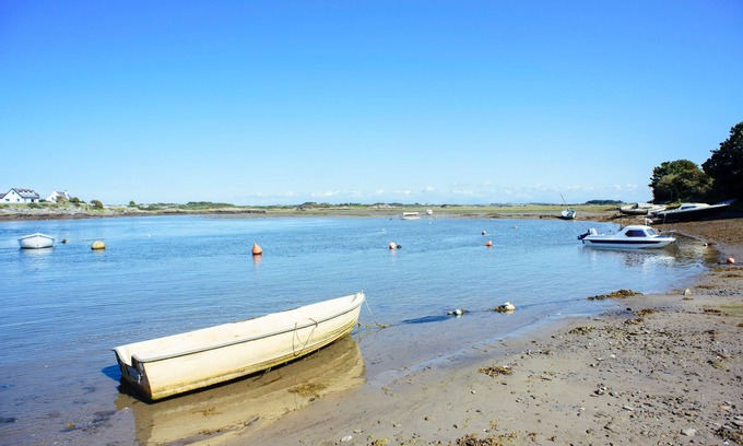 Bryngwran Cottage | Caban Cariad