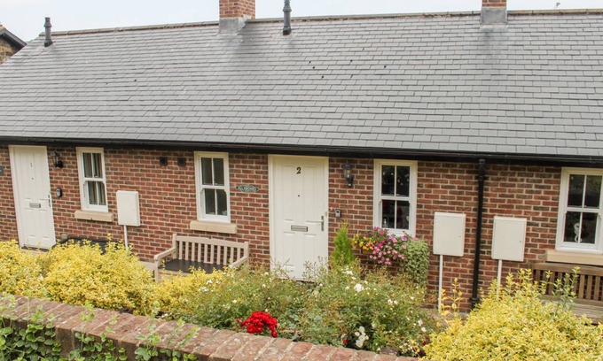 Whitby Cottage | Cabin ∙ 2 bedrooms ∙ 4 guests