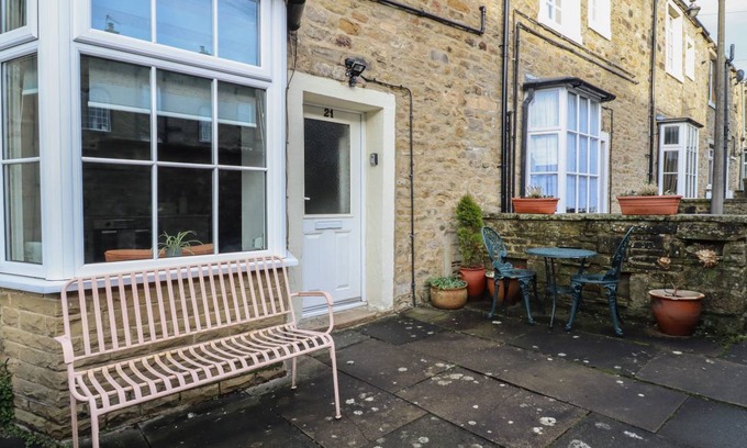 Skipton Cottage | Cabin ∙ 3 bedrooms ∙ 5 guests