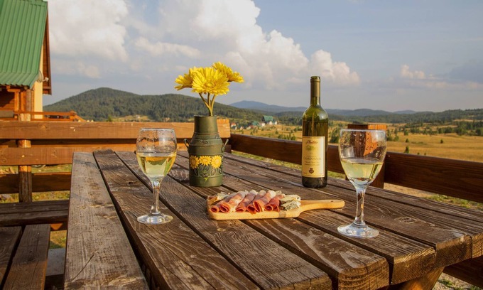 Zabljak Ski Chalet | Cabin in Nature With View of the Durmitor Mountain