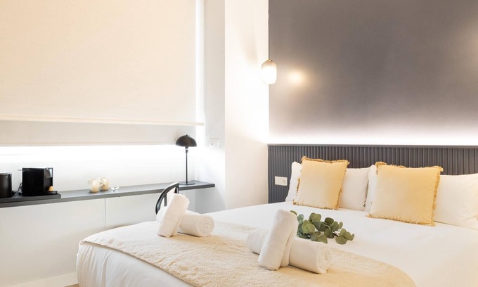 Lista Hotel | Calma Rooms by Charming V