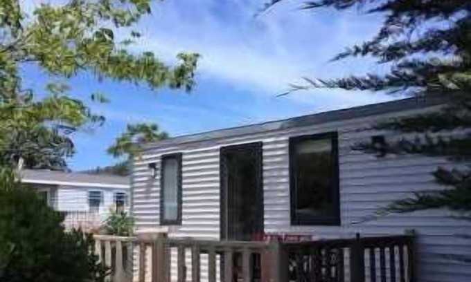 Plobannalec-Lesconil House | Camping 3 étoiles - Parc aquatique - eeeecg