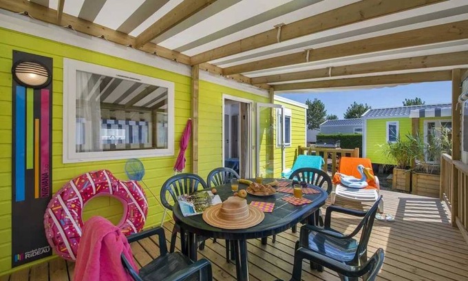 Brem Sur Mer House | Camping 5 étoiles - Parc aquatique - eeiadg