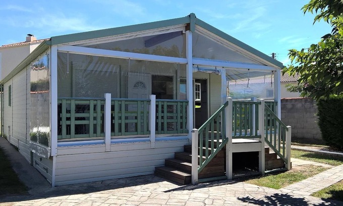 Brem Sur Mer Ski Chalet | Camping de l'Auzance - Prestige Chalet XL - 3 bedrooms 58m&sup2; with terra
