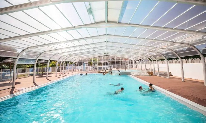 Les Moutiers-en-Retz House | Camping Les Brillas* - Mobile-home Relax TV 4 Rooms 6 people