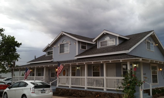 Williams House | Canyon Country Inn