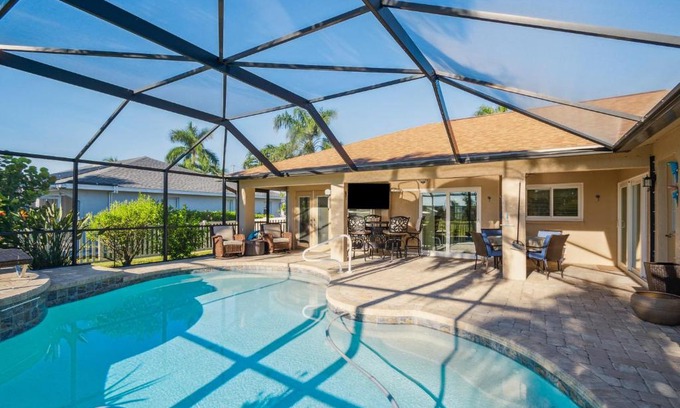 Pelican House | Cape Coral Comfort: Your 3BR Family Getaway!