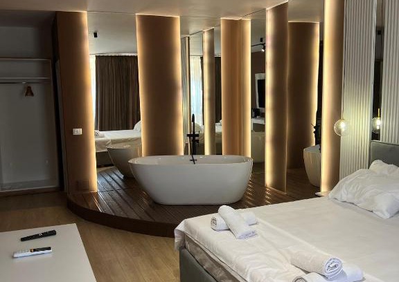 Tirana Hotel | Capital Suites Center