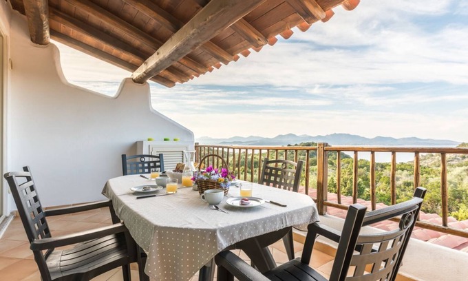 Li Cuncheddi Apartment | Capo Ceraso Resort - 835 Trilocale Superior vista mare