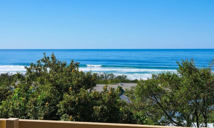 Peregian Beach Apartment | Carlaminda Peregian Beach