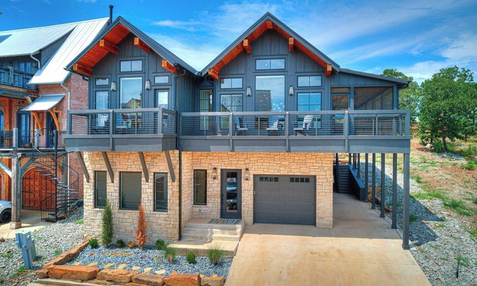 Eufaula House | Carlton Landing-Starry Night