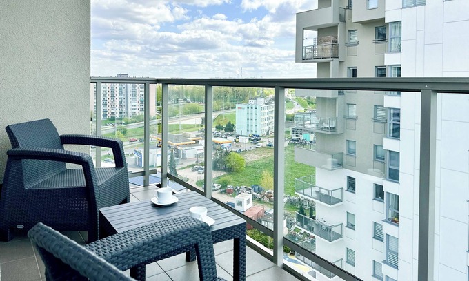 Przymorze Apartment | Caroline by Q4 Apartments