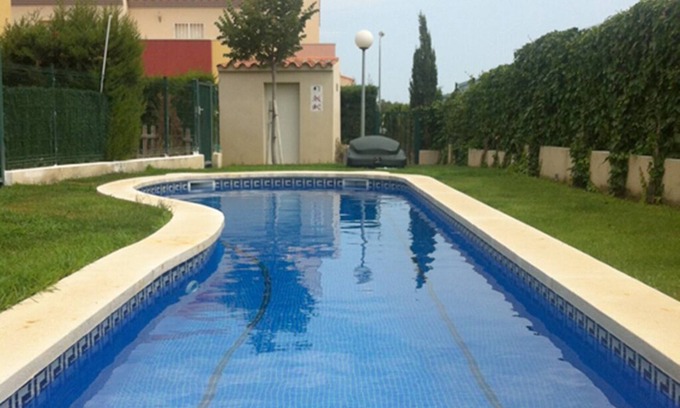Miami Platja House | Casa Adosada de dos Habitaciones a 5 Minutos en Coche del mar