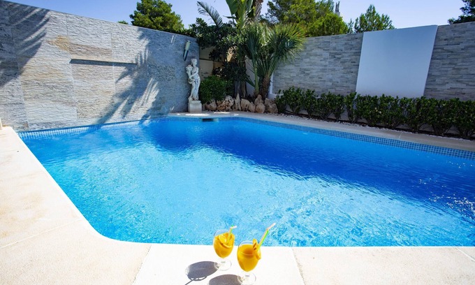 Muro House | Casa Albufera with garden, WIFI, A/C and private Pool