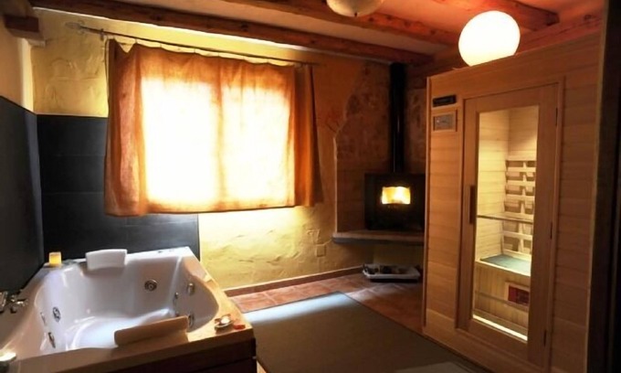 Monasterio Cottage | Casa Arce (full rental) El Rincón de Monasterio & SPA for 2 people