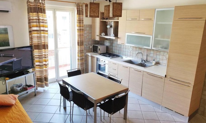 Fondachello Apartment | Casa Blu mare, Rosso Vulcano