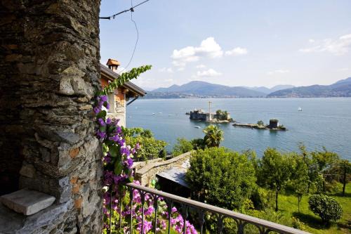Cannobio Apartment | Casa Bougainville