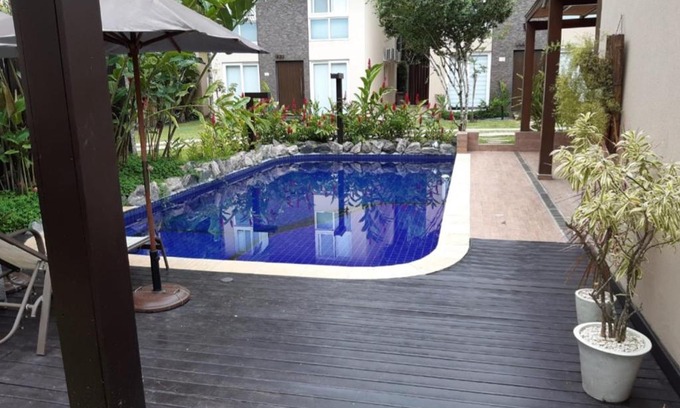 Juquehy House | Casa com 3 suítes em condomínio com piscina em Juquehy