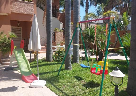 Mazara del Vallo Apartment | Casa con giardino Giacalone
