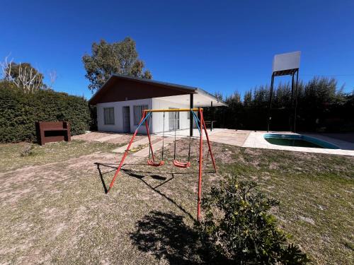 San Rafael House | Casa con pileta privada en complejo de cabañas CABLE A TIERRA Syrah San Rafael