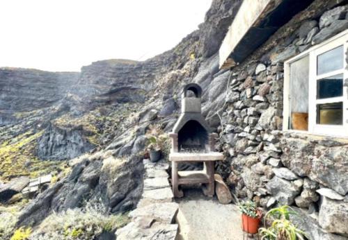 Valverde House | Casa Cueva con Vistas Panorámicas al Mar y BBQ