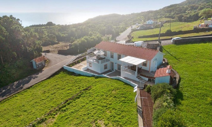 Lajes do Pico House | Casa da Figueirinha