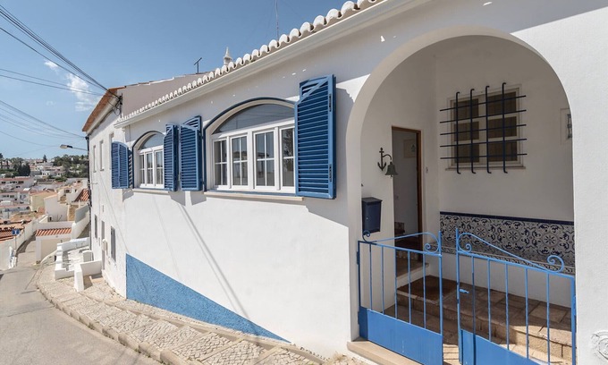 Carvoeiro Ski Chalet | Casa das Conchas