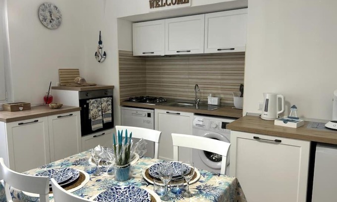 Mola di Bari House | Casa Delmar