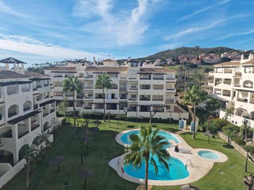 San Luis de Sabinillas Apartment | Casa Duquesa with pool views close to Port