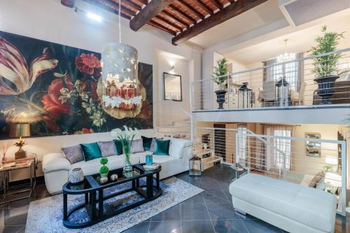 Lucca Historical Center Apartment | CASA EDA, Modern Contemporary Central Apartment inside the Walls of Lucca