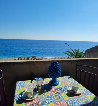 Santa Teresa di Riva House | Casa Fleres