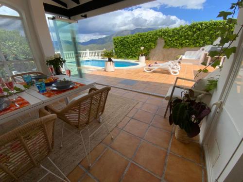 Vinuela Villa | Casa Hollandia