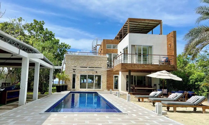 Punta Sur Villa | Casa Iguana del Mar/Entire Villa