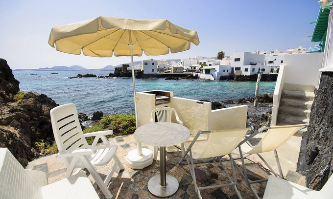 Punta Mujeres Ski Chalet | Casa La Marea, unique location by the sea