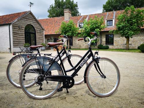 Oostkamp Bed & Breakfast | Casa Leone near Bruges with jacuzzi & parking