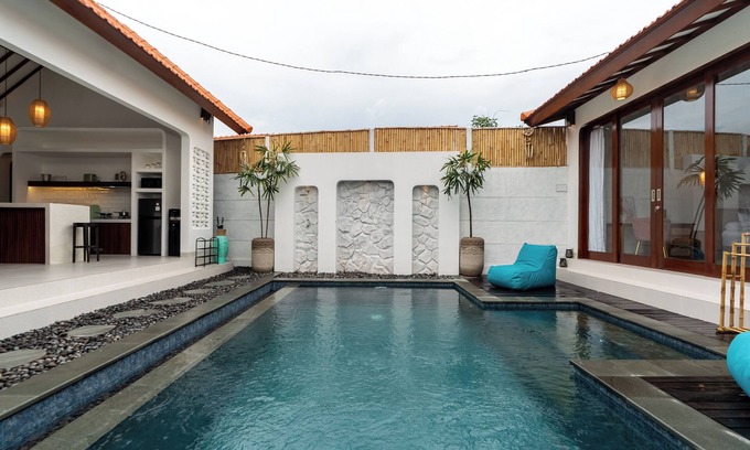 Munggu Villa | Casa Lova - Luxury 2 BR Villa with Pool